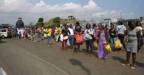 Couvre-feu à 18h: Sogatra en grève, la population mise à mal à Libreville