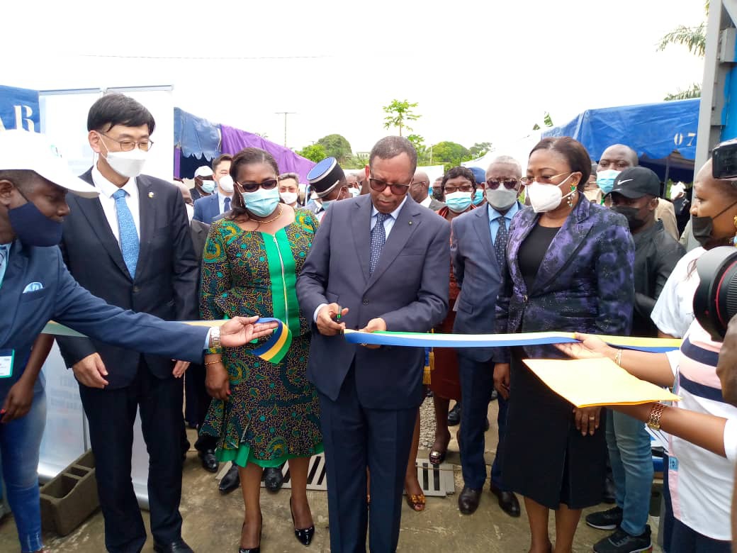 Lambaréné / Inauguration de 528 km de fibre optique reliant OYAN – Lambaréné – meyokie !