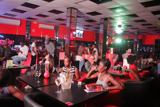 Réouverture des bars et restaurants, jusqu’à 20h30 au Gabon