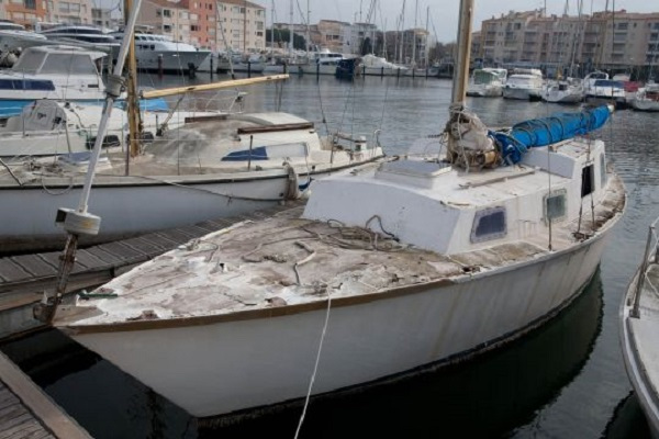 135 navires abandonnés à port Gentil saisis par la Marine Marchande !