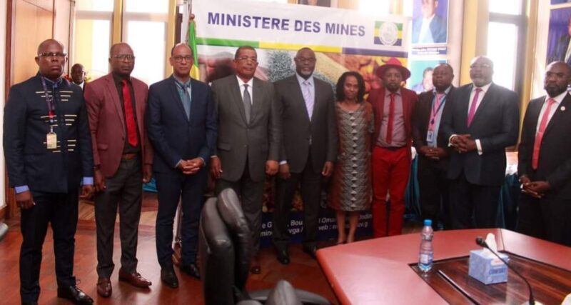 Front social : le ministre des Mines échange avec le Directoire et les syndicats de Comilog