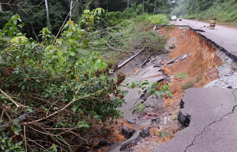 Urgence entre Koumameyong-Ovan : La Route en voie de dégradation avancée Appelle à une Intervention Immédiate