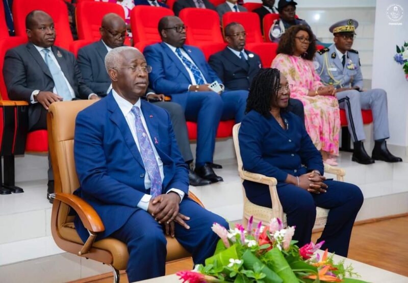 Inauguration de l’hémicycle du Ministère de la Fonction Publique : Raymond Ndong Sima prône l’efficacité et l’anticipation